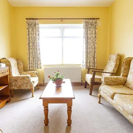 Achill Cliff House & Restaurant ホテル 3*