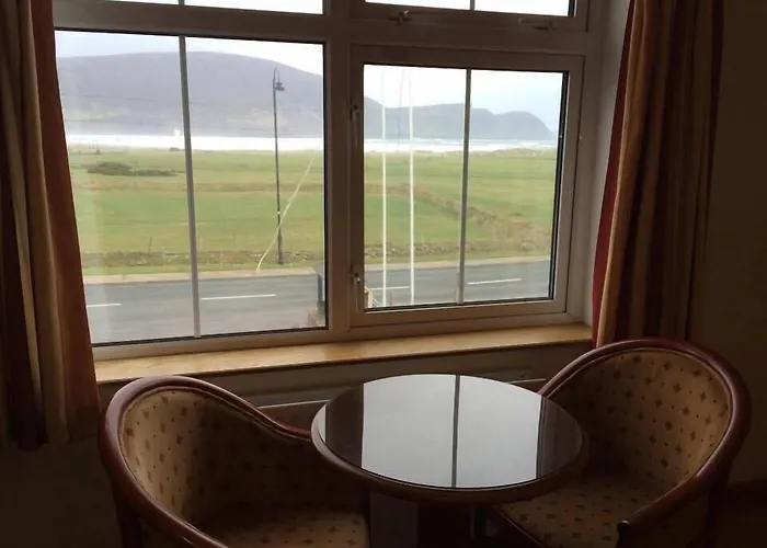 Hotel Achill Cliff House & Restaurant 3*